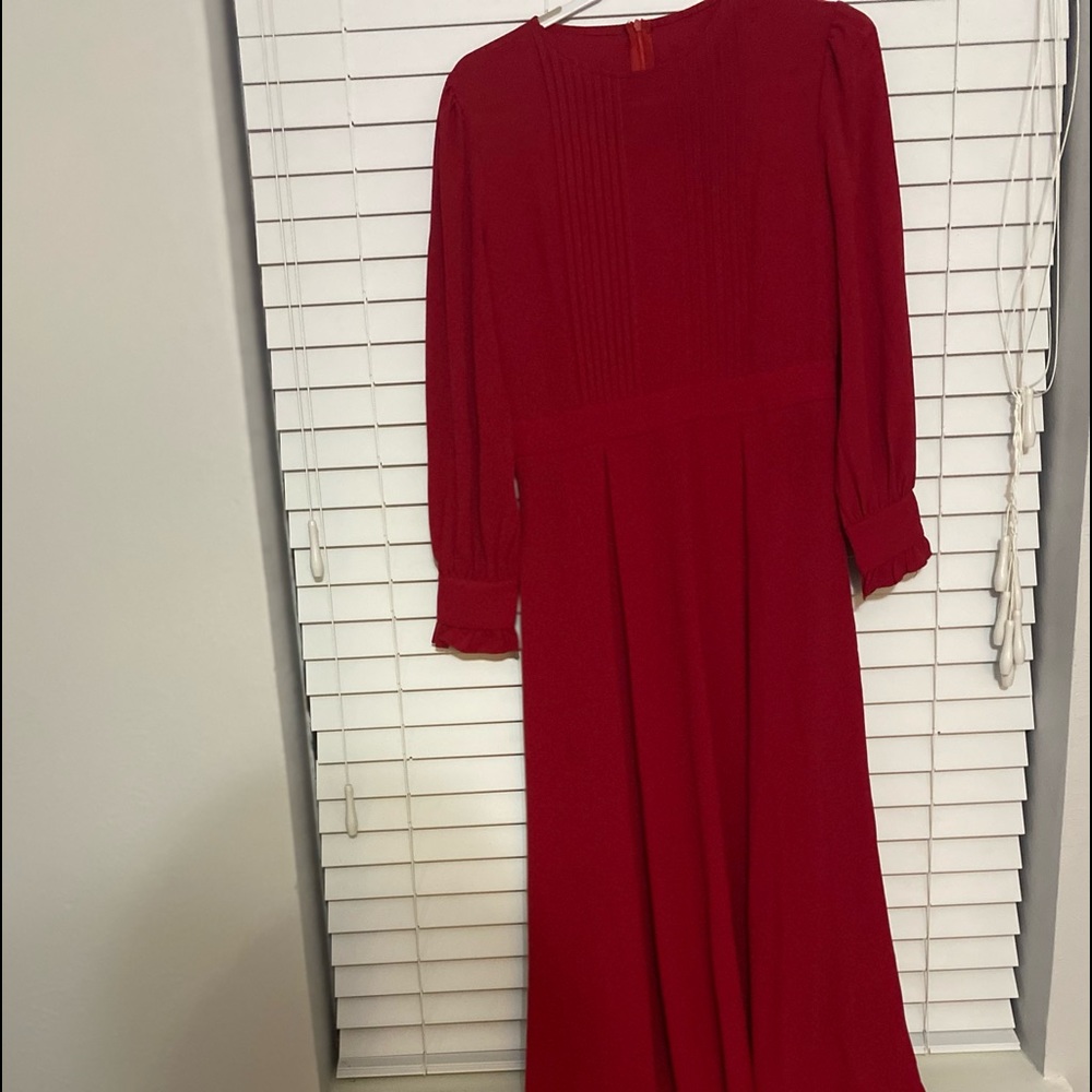 •red dress•
